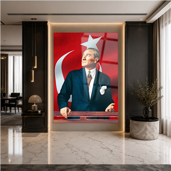Atatürk Yakın Plan Portre Cam Tablo
