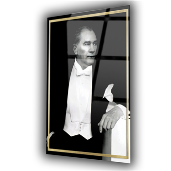 Klasik Atatürk Portresi Cam Tablo