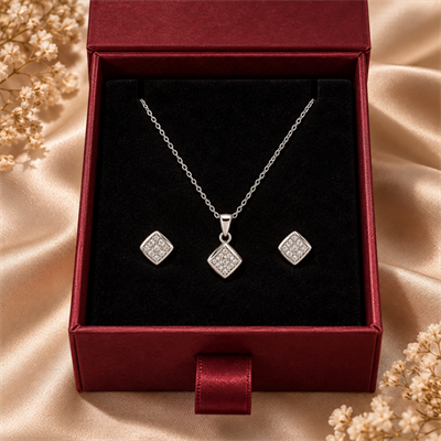 Servi 925 Ayar Gümüş Modern Kare Zirkon Taşlı Kolye ve Küpe Set