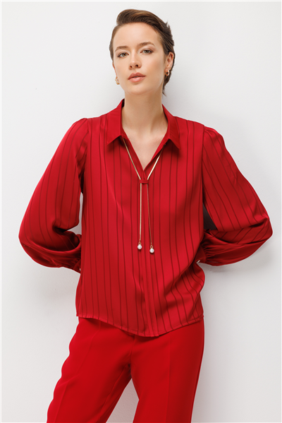 Ekol Kumaşı Desenli Kolye Detaylı Bluz BORDO