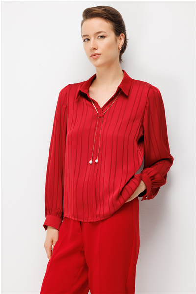 Ekol Kumaşı Desenli Kolye Detaylı Bluz BORDO