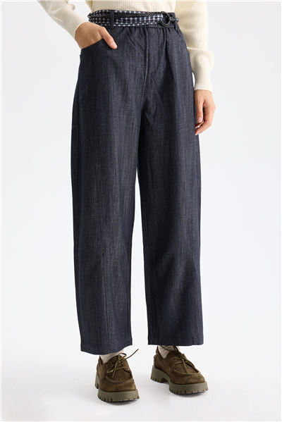 On Beli Lastikli Kemerli Pantolon Lacivert