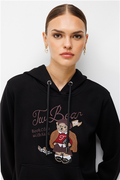 On Ayıcık Baskılı Kapüşonlu Sweatshirt Siyah