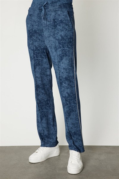 On Batik Desenli Bol Paça Eşofman Altı INDIGO