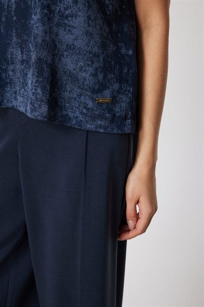 On Batik Desenli Kısa Kollu Bluz INDIGO