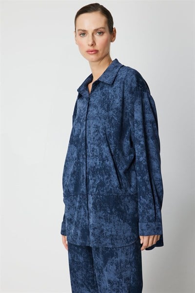 On Batik Desenli Uzun Gömlek INDIGO