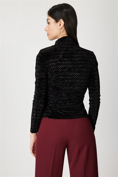 On Beli Bağlamalı Dokulu Bluz BLACK