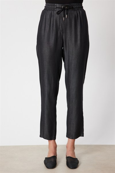 On Beli Lastikli Boru Paça Pantolon BLACK