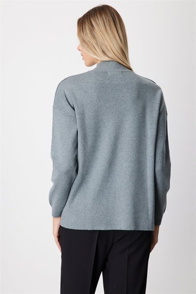On Dik Yaka Asimetrik Kesim Triko Kazak GRI