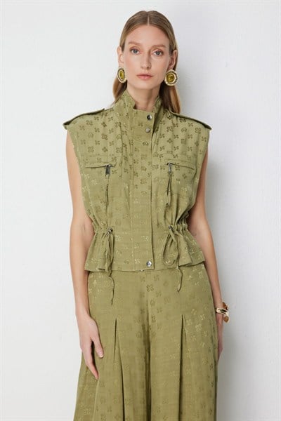 On Dik Yaka Desenli Yelek Olive