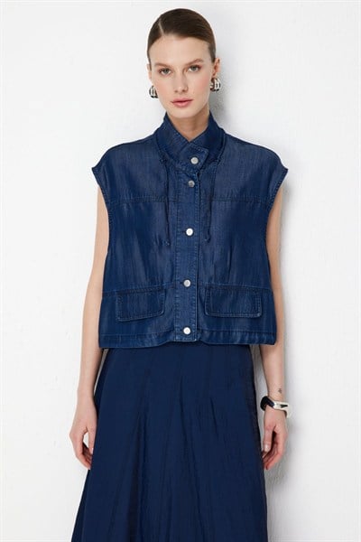 On Dik Yaka Düğmeli Crop Yelek INDIGO