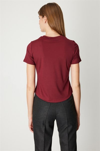 On Dikiş Detaylı Basic Bluz BORDO