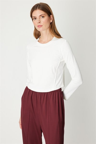 On Dikiş Detaylı Basic Crop Bluz EKRU