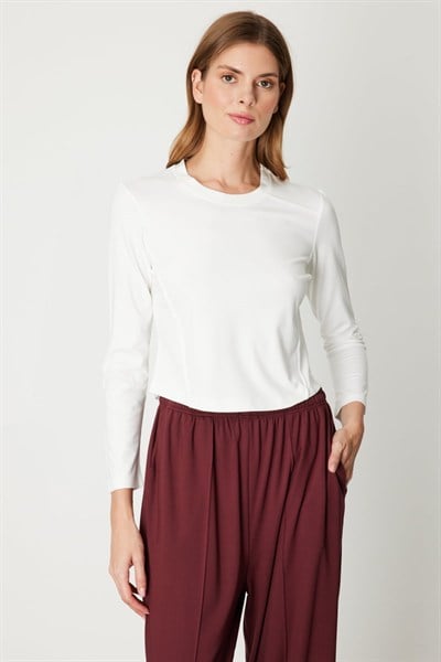 On Dikiş Detaylı Basic Crop Bluz EKRU