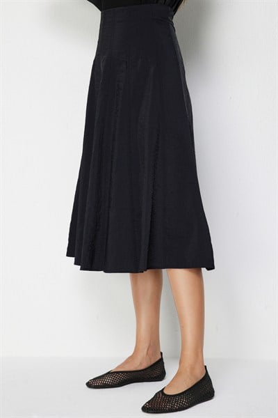 On Dikiş Detaylı Midi Boy Volanlı Etek SIYAH