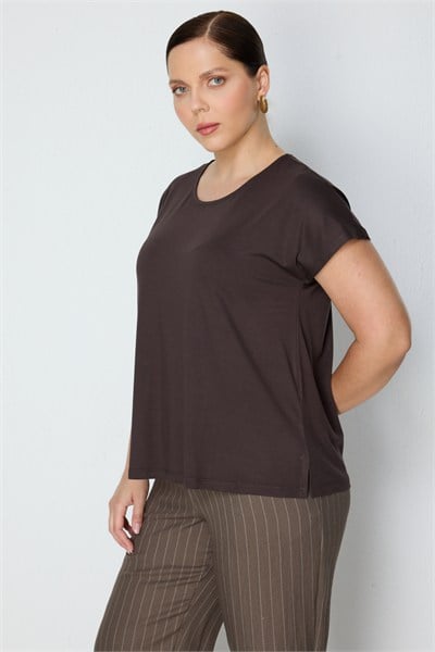 On Düşük Kollu Sıfır Yaka Bluz KAHVE