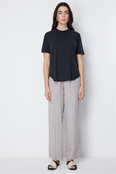 On Etekucu Oval Sıfır Yaka Bluz SIYAH