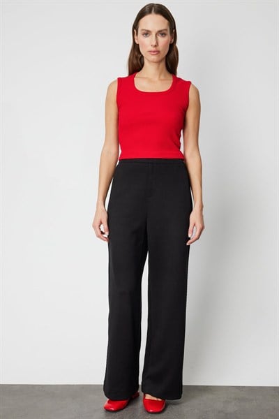 On Fitilli Kolsuz Crop Bluz KIRMIZI