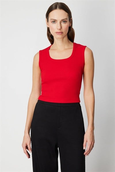 On Fitilli Kolsuz Crop Bluz KIRMIZI