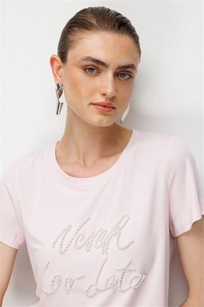 On İnci Yazılı Sıfır Yaka Bluz PEMBE