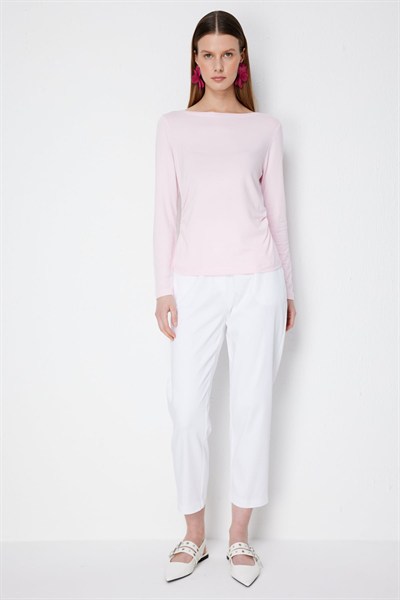 On Kayık Yaka Büzgü Detaylı Basic Bluz PEMBE