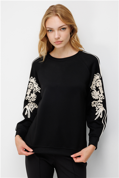 On Kolları İşleme Detaylı Sweatshirt Siyah
