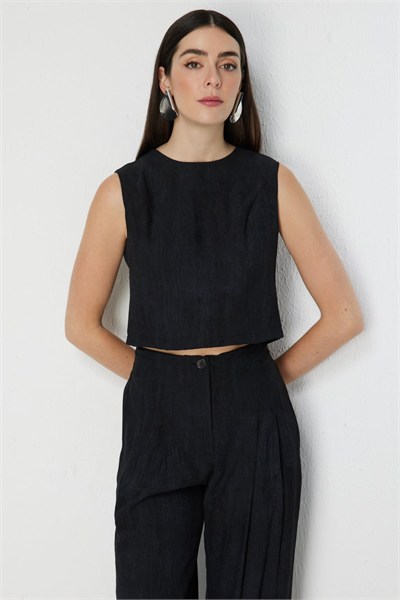 On Kolsuz Crop Bluz SIYAH