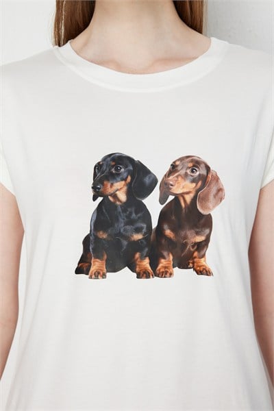 On Köpek Baskılı Kısa Kollu Bluz EKRU