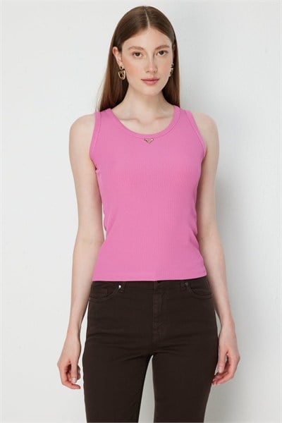 On Metal Aksesuarlı Pamuklu Basic Bluz PEMBE