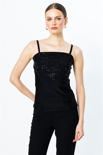 On Önü Taşlı Askılı Bluz BLACK