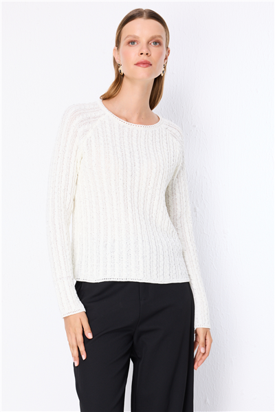 On Örgü Desenli Triko Kazak Beyaz