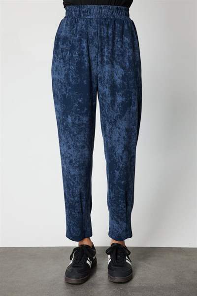 On Paçası Dikişli Batik Desenli Eşofman Altı INDIGO