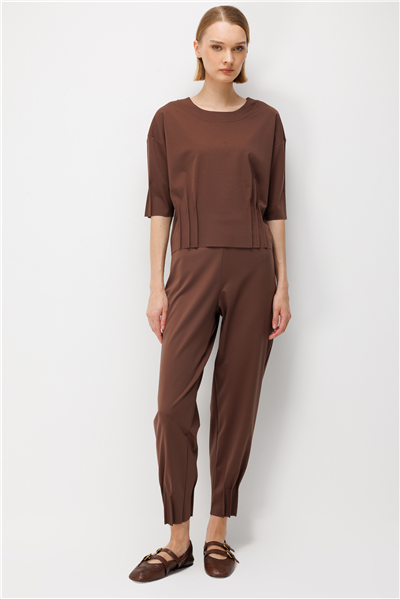 On Paçası Dikişli Bilek Boy Pantolon Kahve