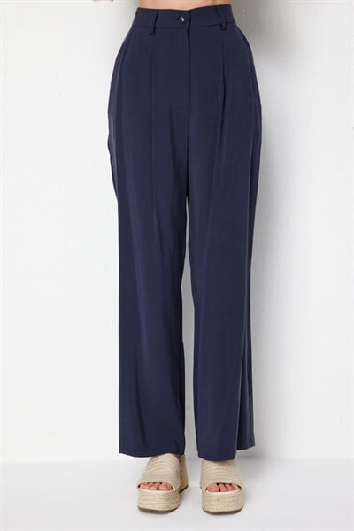 On Pile Detaylı Bol Paça Pantolon INDIGO