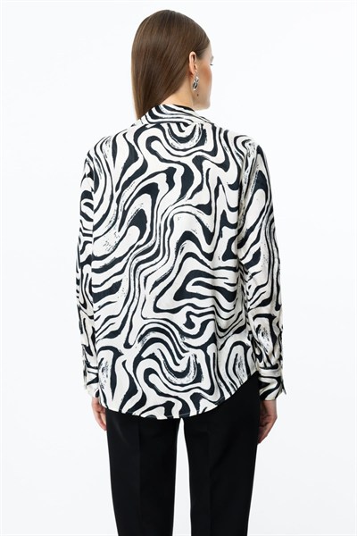 On Polo Yaka Desenli Gömlek ZEBRA