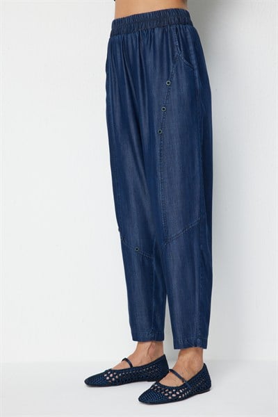 On Süs Düğmeli Dar Paça Pantolon INDIGO