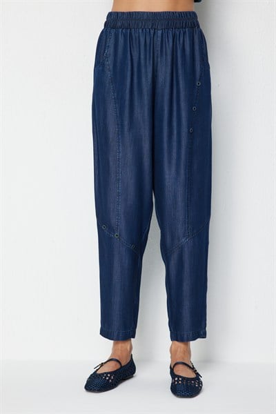 On Süs Düğmeli Dar Paça Pantolon INDIGO