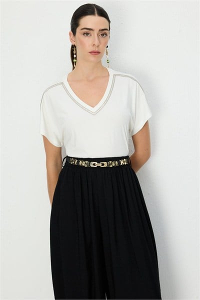 On V Yaka Taş İşlemeli Bluz EKRU