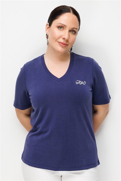 On V Yaka Yazı İşlemeli Bluz INDIGO