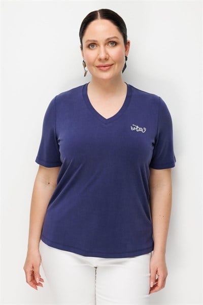 On V Yaka Yazı İşlemeli Bluz INDIGO