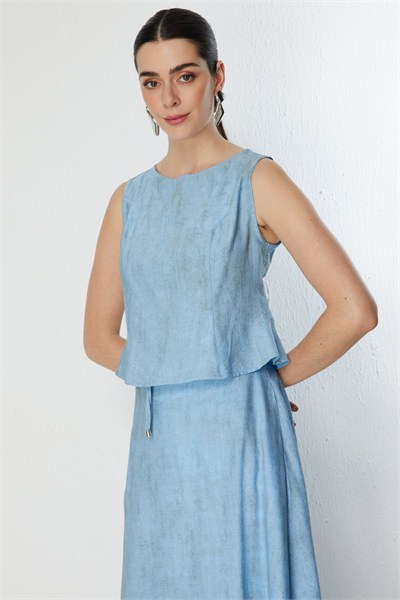 On Volanlı Kolsuz Crop Bluz MAVI