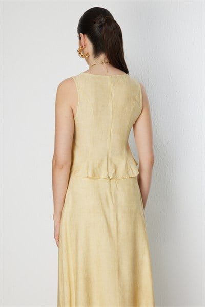 On Volanlı Kolsuz Crop Bluz SARI