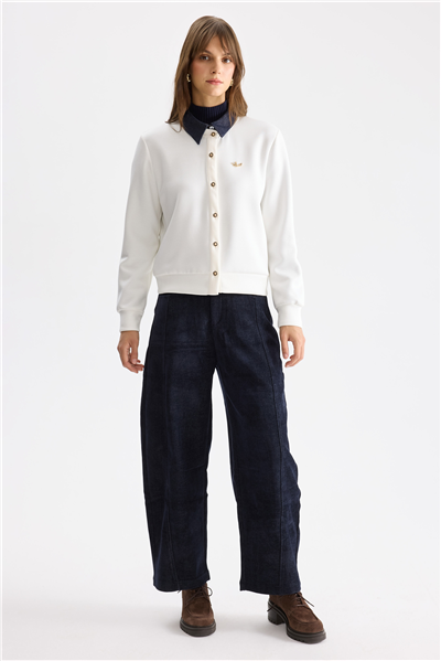 On Yakası Denim Aksesuar Detaylı Hırka Ekru