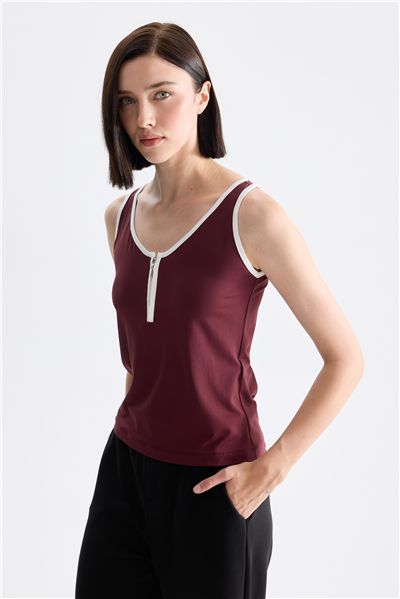 On Yakası Fermuarlı Askılı Basic Bluz Bordo