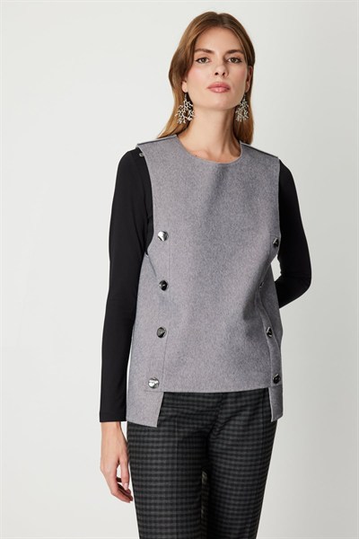 On Yanları Düğme Detaylı Dokulu Süveter GRI