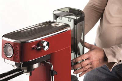Ariete Moderna Espresso Slim Kahve Makinesi Kırmızı 1381/13