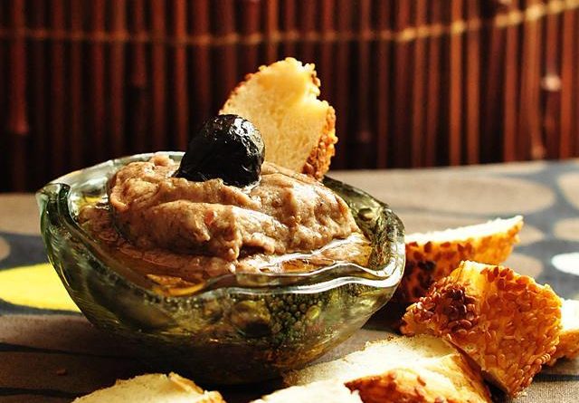 Zeytin Ezmeli Kahvaltılık Sos Tarifi