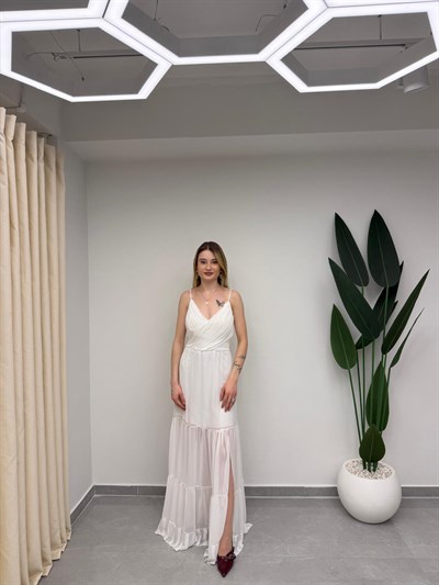 Askılı Sırt Detaylı Şifon Elbise Beyaz