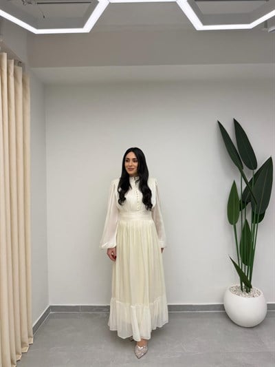 Bel Büzgülü Tasarım Elbise Ekru