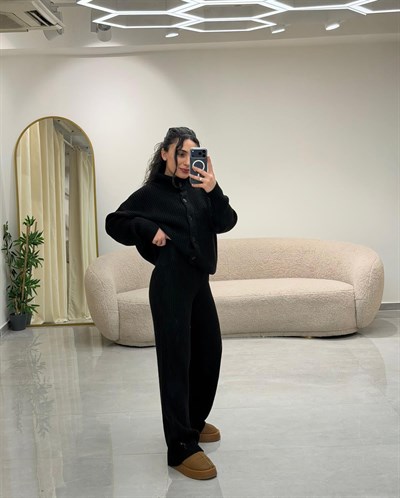 Boğazlı Triko Takım Siyah